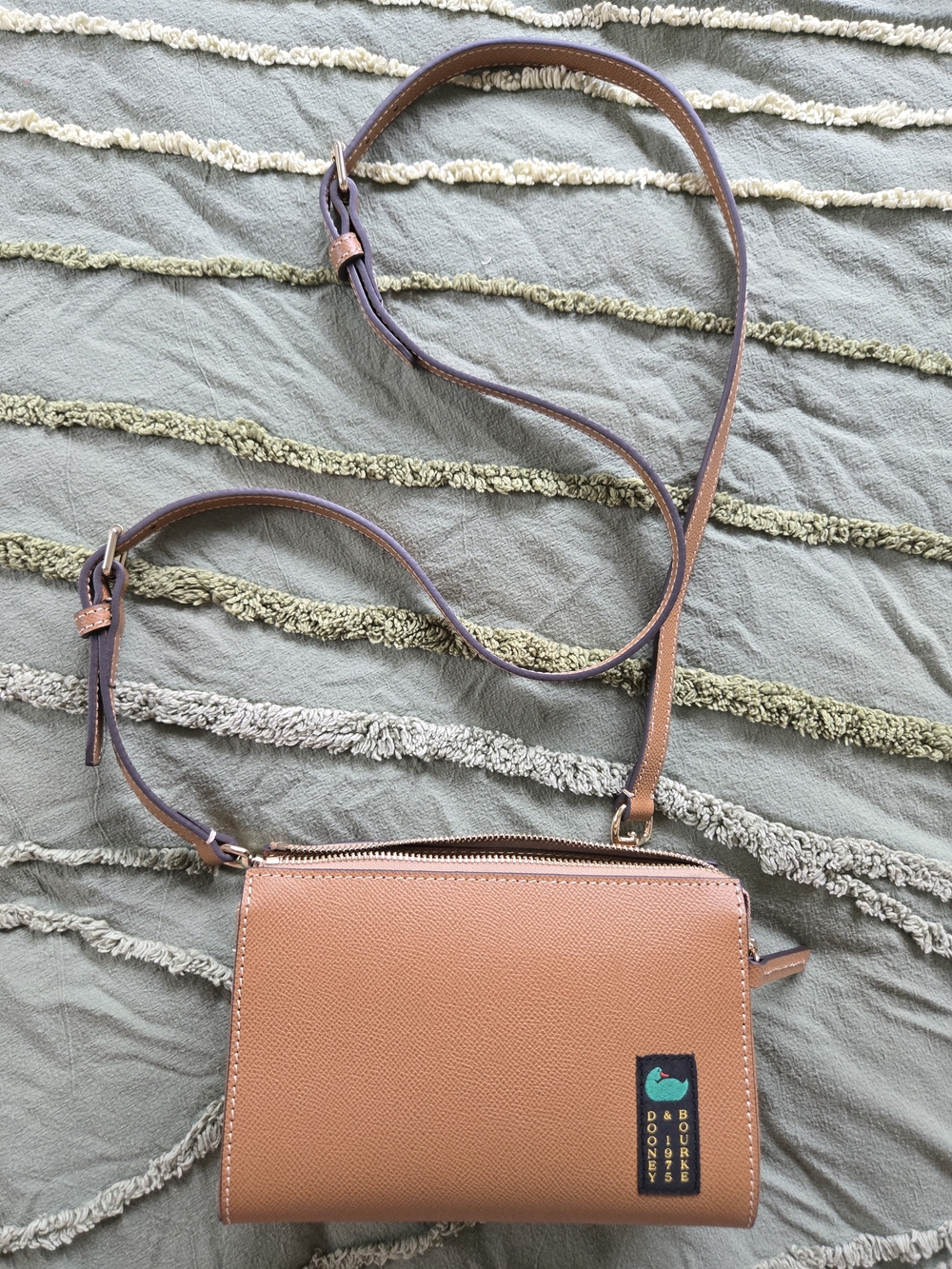 Dooney & Bourke Alpine Janine 20